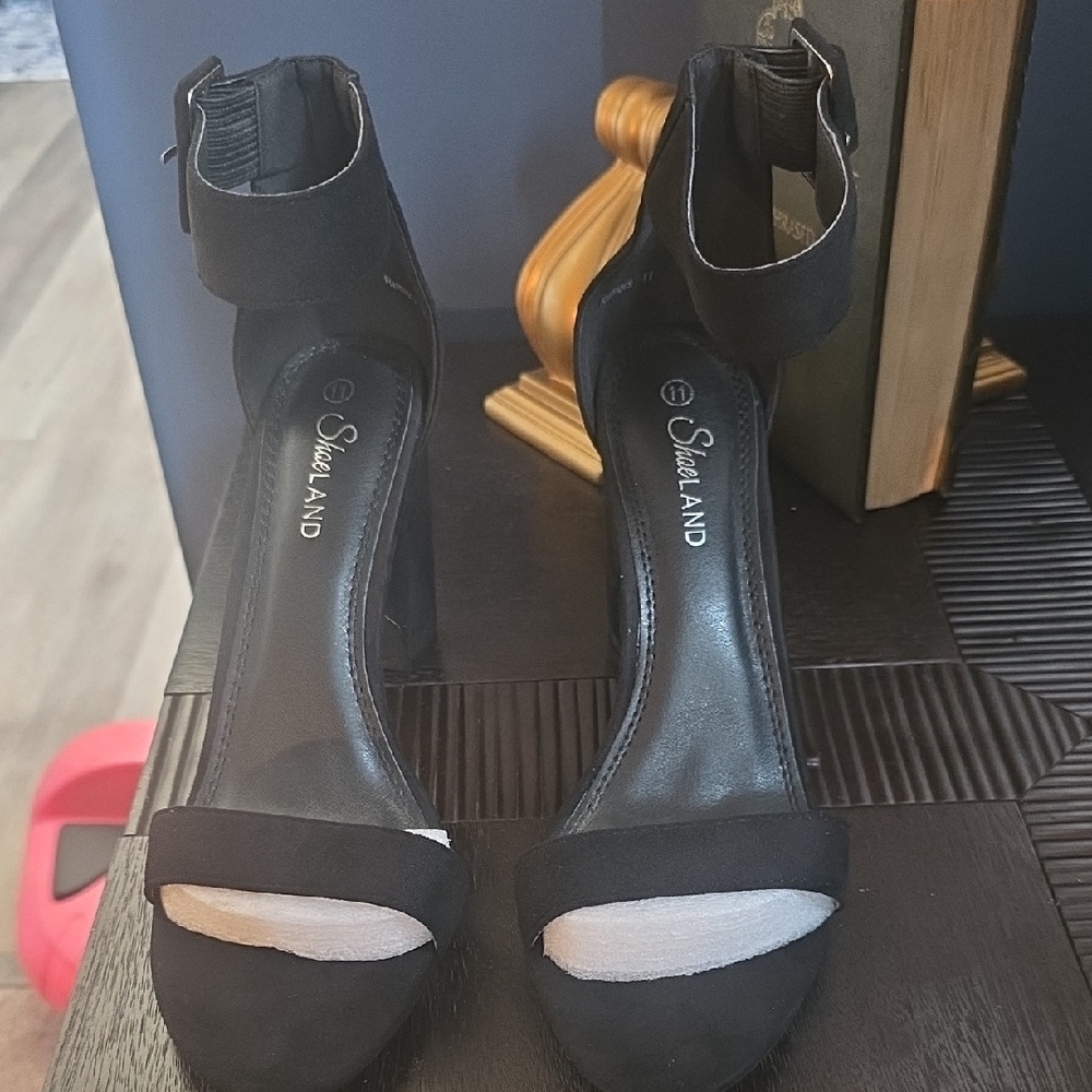 Elegant Black Heels by Shoe Land